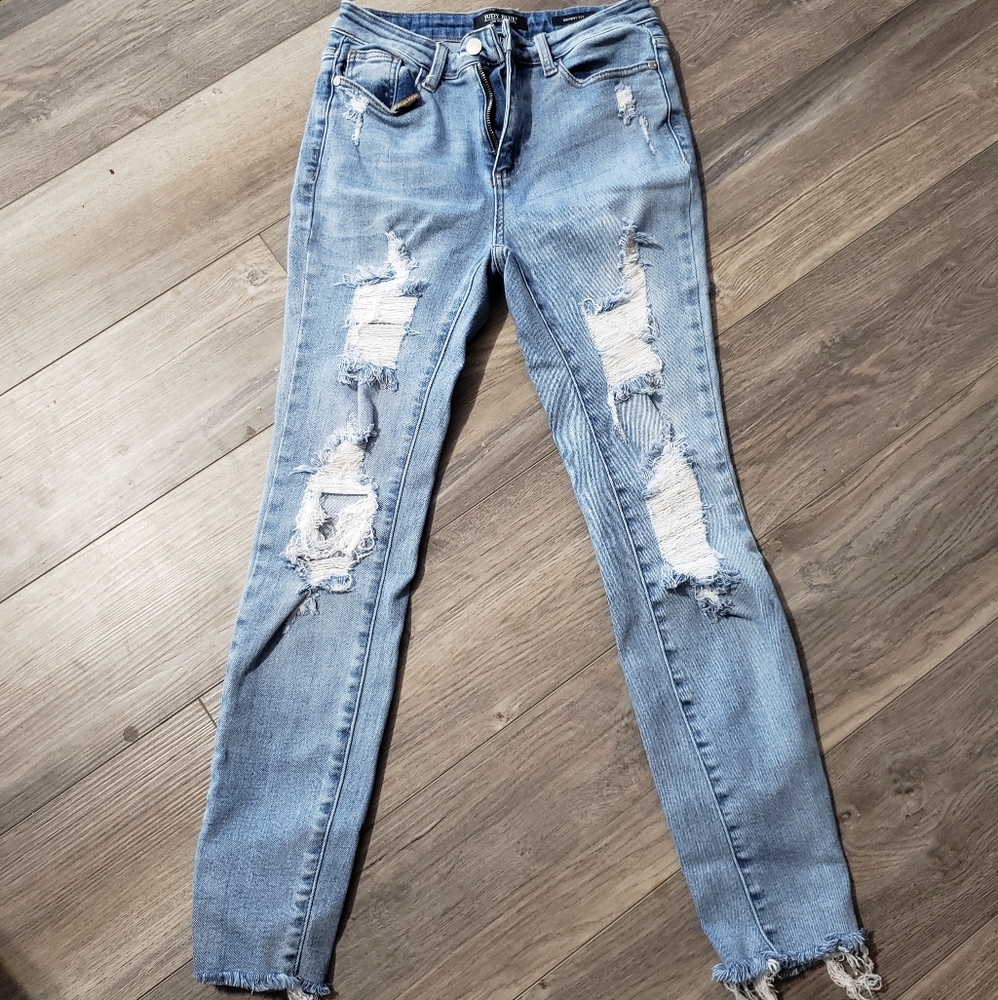 Judy Blue Distressed Jeans